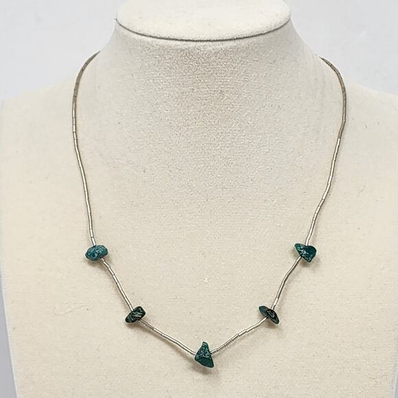 Vintage Sterling Silver Genuine Turquoise Native American Necklace - Picture 1 of 4